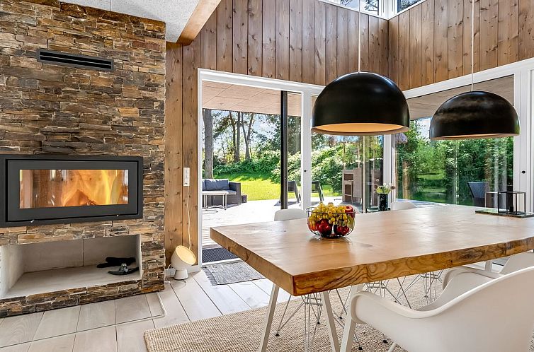 Vakantiehuis "Bitha" - 400m from the sea