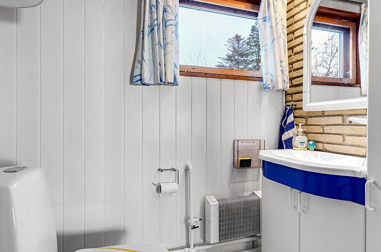 Vakantiehuis "Dzavid" - 10m from the sea