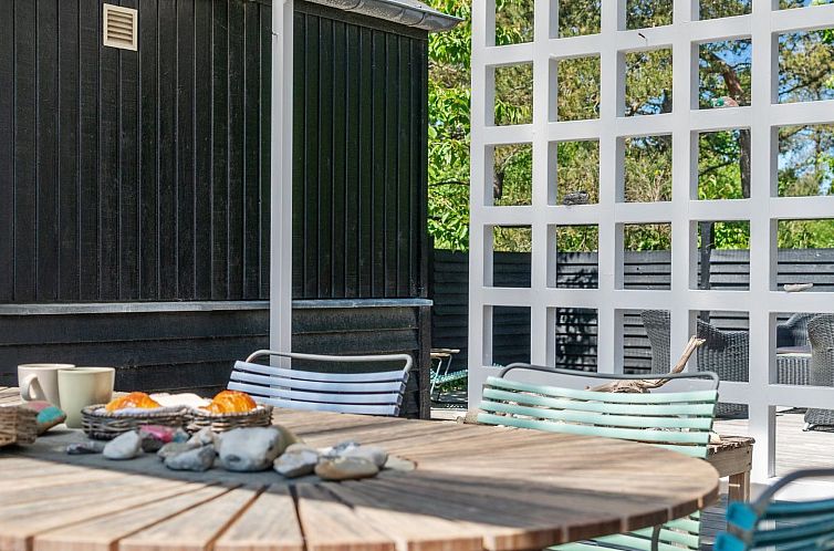 Vakantiehuis "Klint" - 25m from the sea