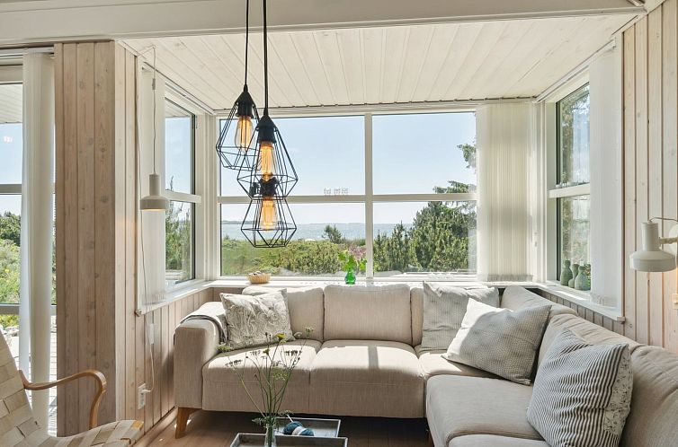 Vakantiehuis "Klint" - 25m from the sea