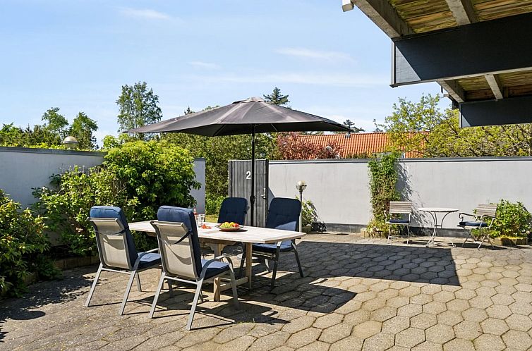 Vakantiehuis "Eikka" - 100m from the sea