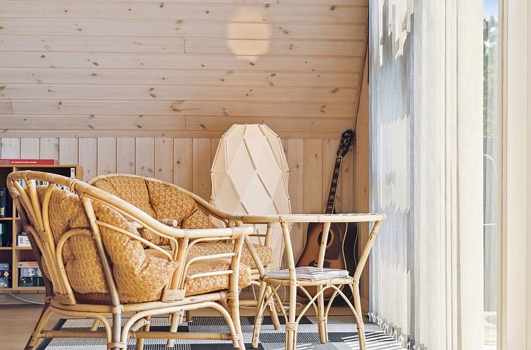 Vakantiehuis "Eikka" - 100m from the sea