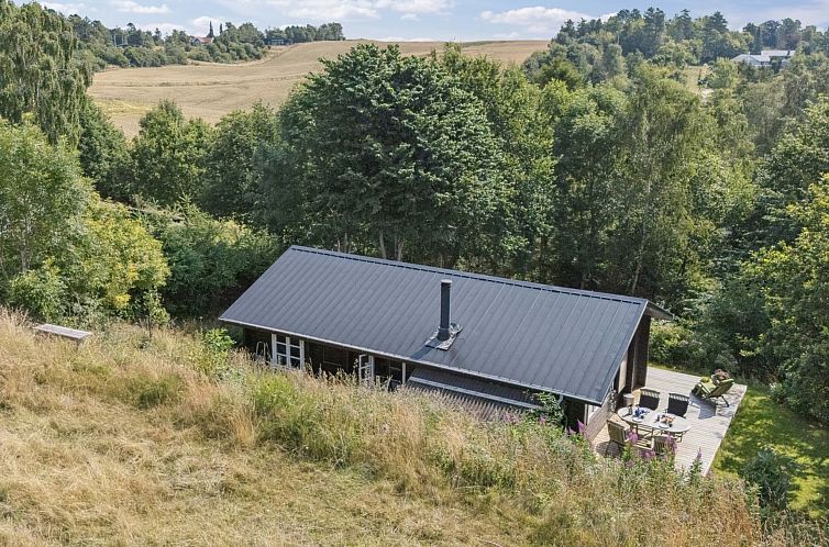 Vakantiehuis "Dorthie" - 1.7km from the sea