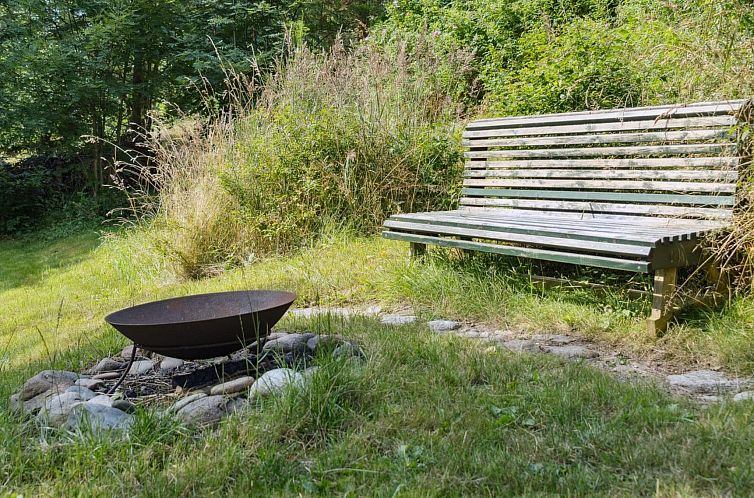 Vakantiehuis "Dorthie" - 1.7km from the sea