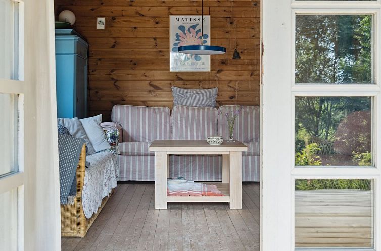 Vakantiehuis "Dorthie" - 1.7km from the sea