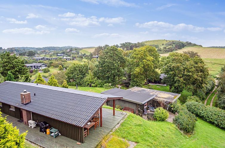 Vakantiehuis "Gundhild" - 250m from the sea