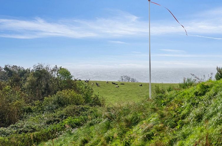 Vakantiehuis "Gundhild" - 250m from the sea