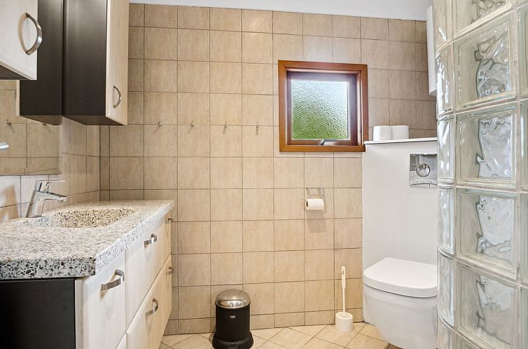 Vakantiehuis "Gundhild" - 250m from the sea