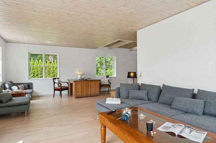 Vakantiehuis "Guthbrand" - 800m from the sea