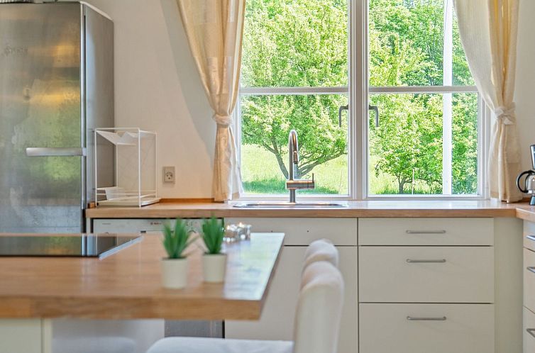 Vakantiehuis "Guthbrand" - 800m from the sea