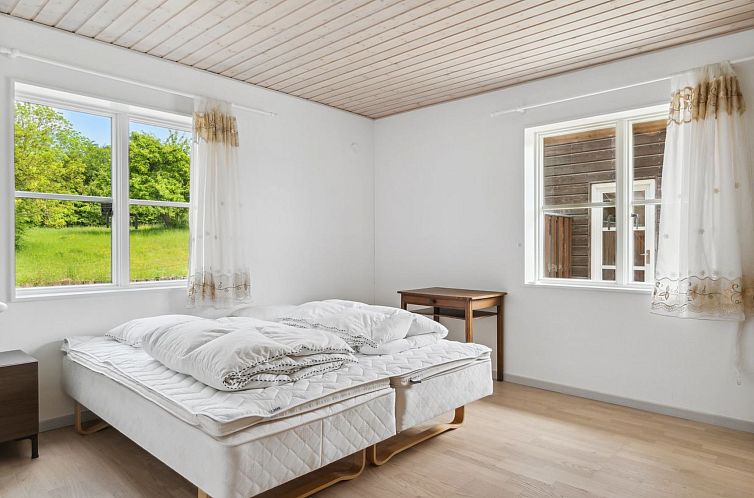 Vakantiehuis "Guthbrand" - 800m from the sea