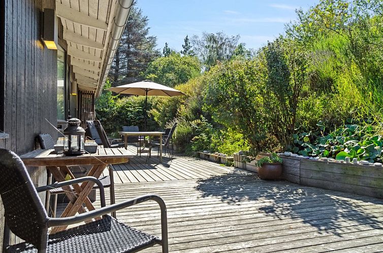 Vakantiehuis "Henryk" - 350m from the sea