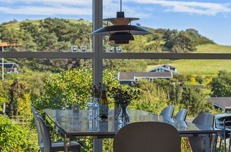 Vakantiehuis "Henryk" - 350m from the sea