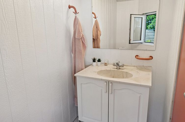 Vakantiehuis "Joella" - 75m from the sea