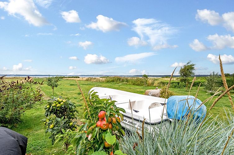 Vakantiehuis "Bondi" - 75m from the sea