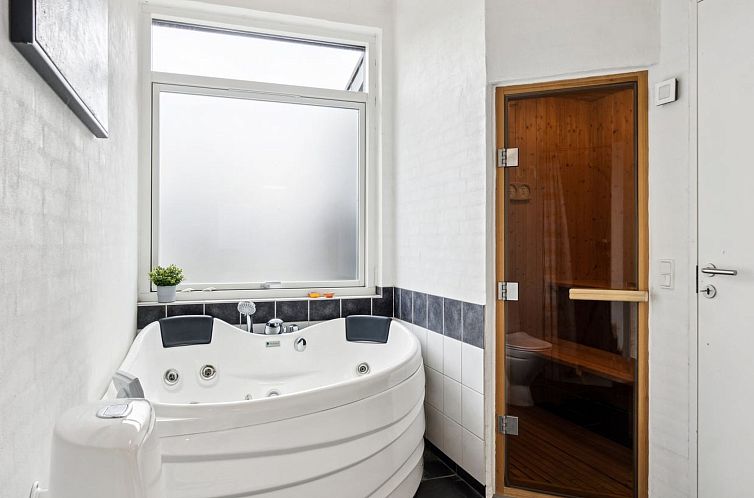 Vakantiehuis "Nilson" - 50m from the sea