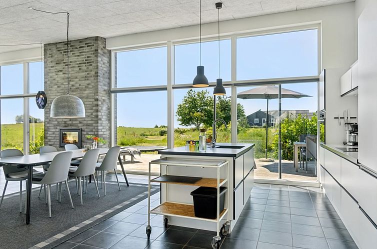 Vakantiehuis "Bæver" - 200m from the sea