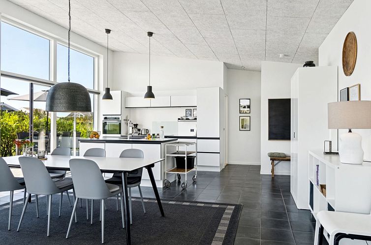 Vakantiehuis "Bæver" - 200m from the sea