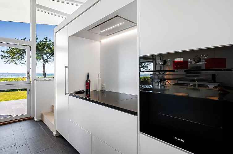 Vakantiehuis "Nille" - 30m from the sea