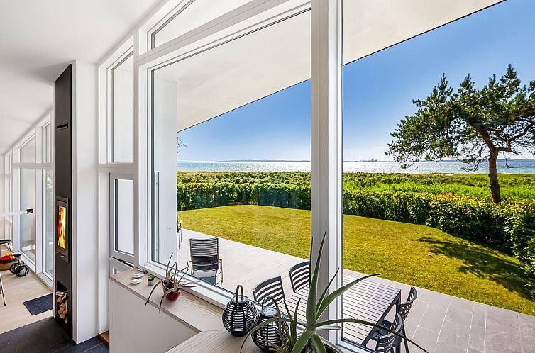 Vakantiehuis "Nille" - 30m from the sea