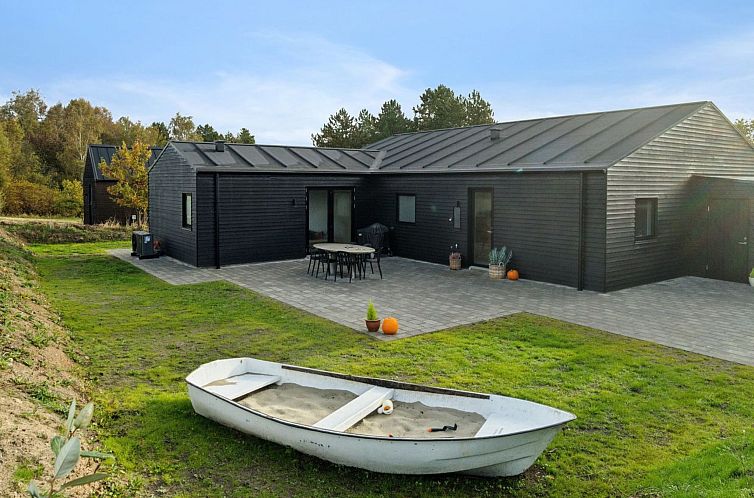 Vakantiehuis "Antomine" - 150m from the sea