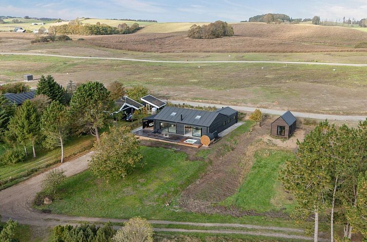 Vakantiehuis "Antomine" - 150m from the sea