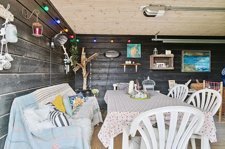 Vakantiehuis "Elspeth" - 25m from the sea
