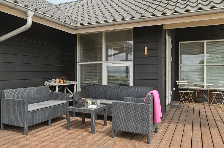 Vakantiehuis "Elspeth" - 25m from the sea