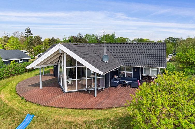 Vakantiehuis "Elspeth" - 25m from the sea