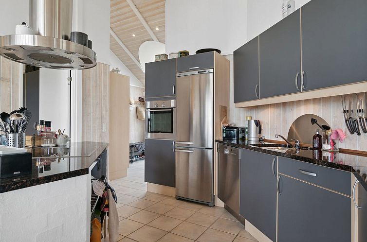 Vakantiehuis "Elspeth" - 25m from the sea