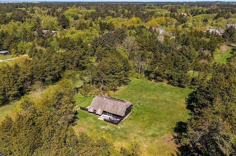 Vakantiehuis "Matilda" - 1.6km from the sea