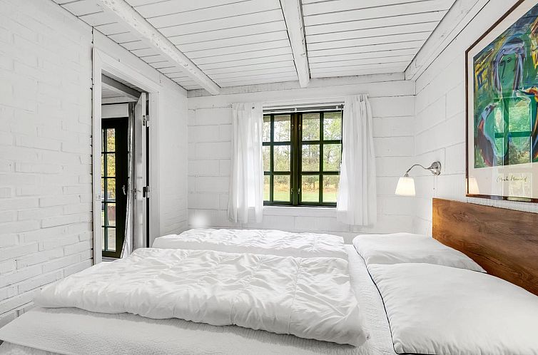 Vakantiehuis "Matilda" - 1.6km from the sea