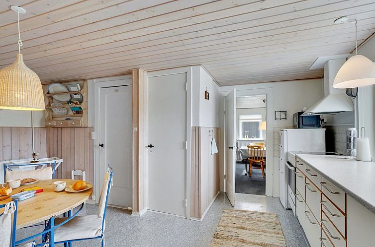 Vakantiehuis "Fransiska" -  from the sea