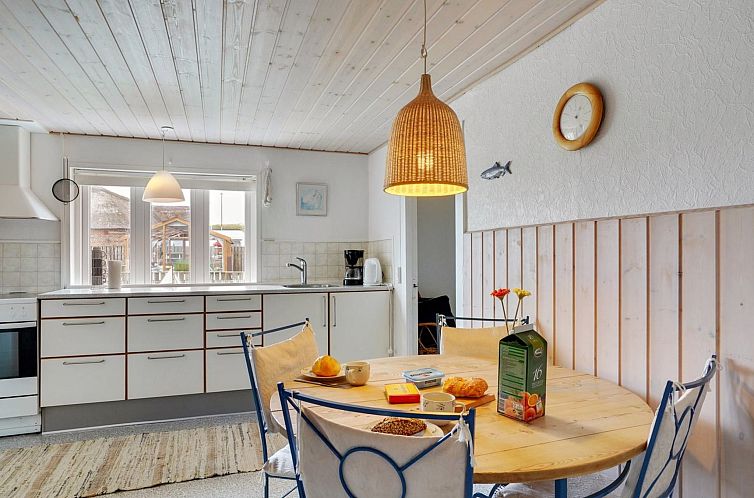 Vakantiehuis "Fransiska" -  from the sea