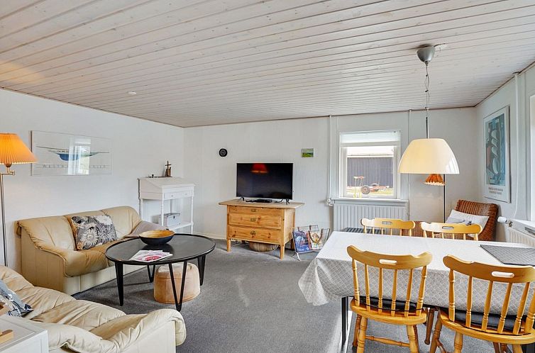 Vakantiehuis "Fransiska" -  from the sea