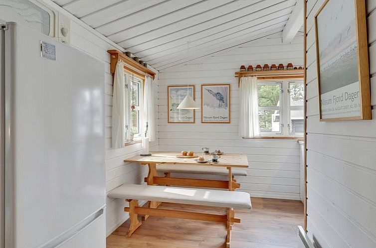 Vakantiehuis "Naya" - 2.5km from the sea