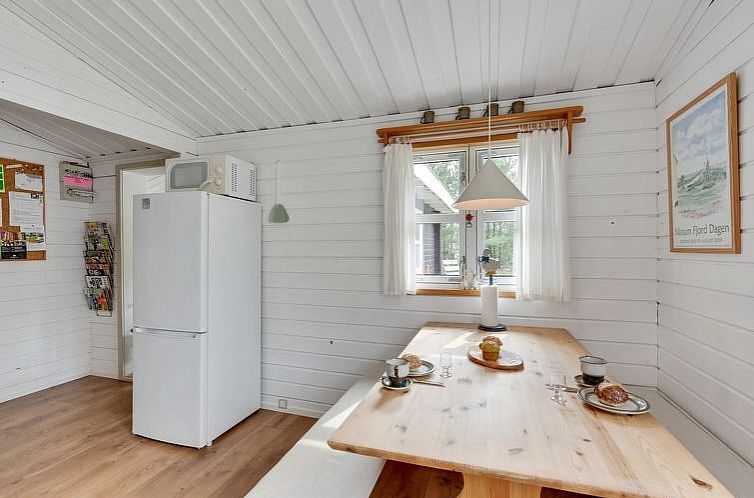 Vakantiehuis "Naya" - 2.5km from the sea