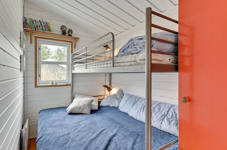Vakantiehuis "Naya" - 2.5km from the sea