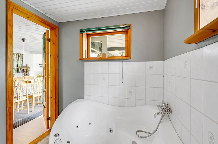 Vakantiehuis "Embla" - 500m to the fjord