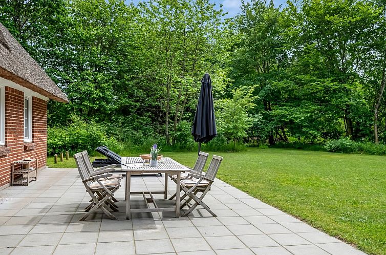 Vakantiehuis "Alkil" - 1.7km from the sea