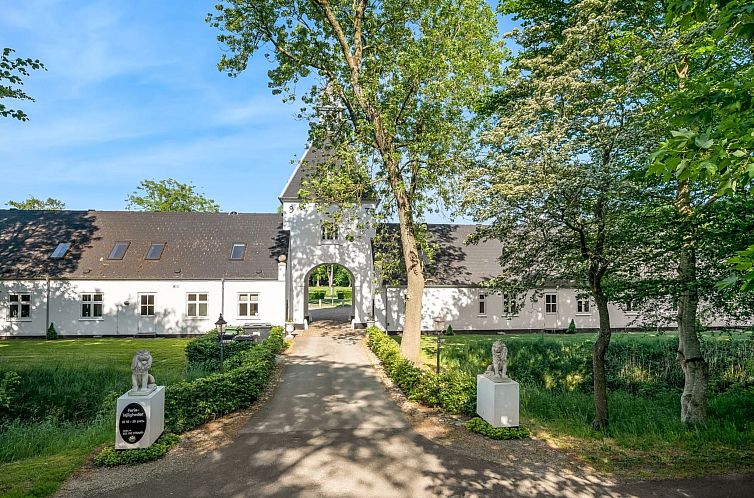 Appartement "Edine" - 4.5km from the sea