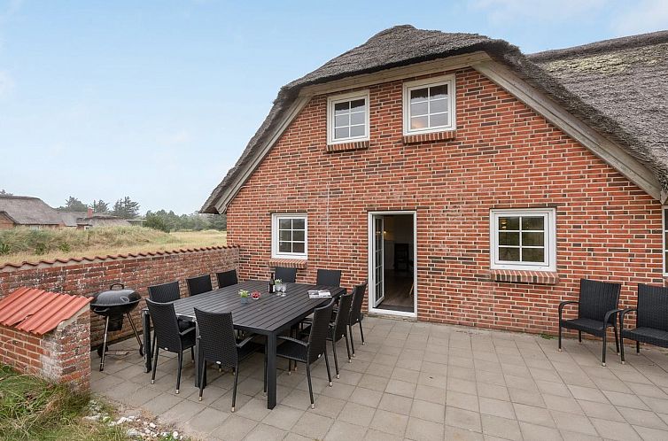 Vakantiehuis "Matrona" - 750m from the sea