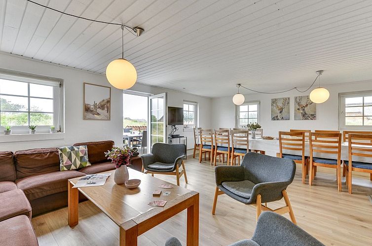 Vakantiehuis "Matrona" - 750m from the sea