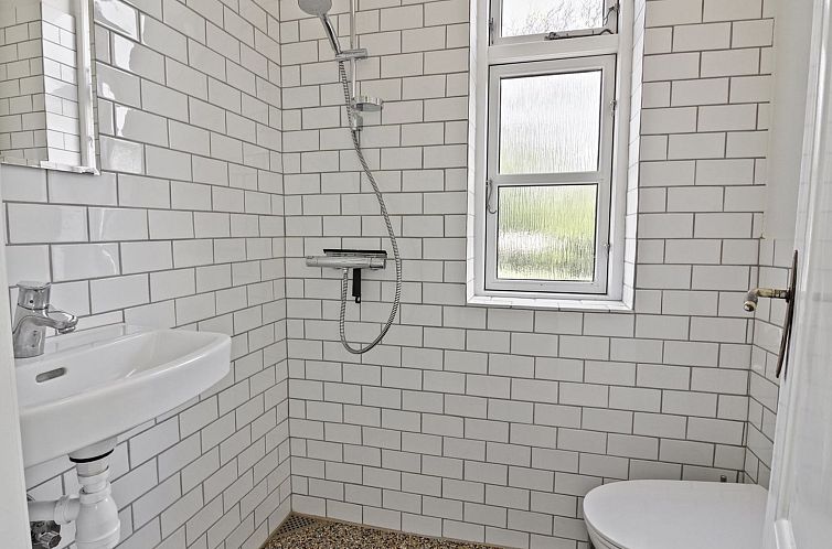 Vakantiehuis "Lilli" - 2km to the fjord