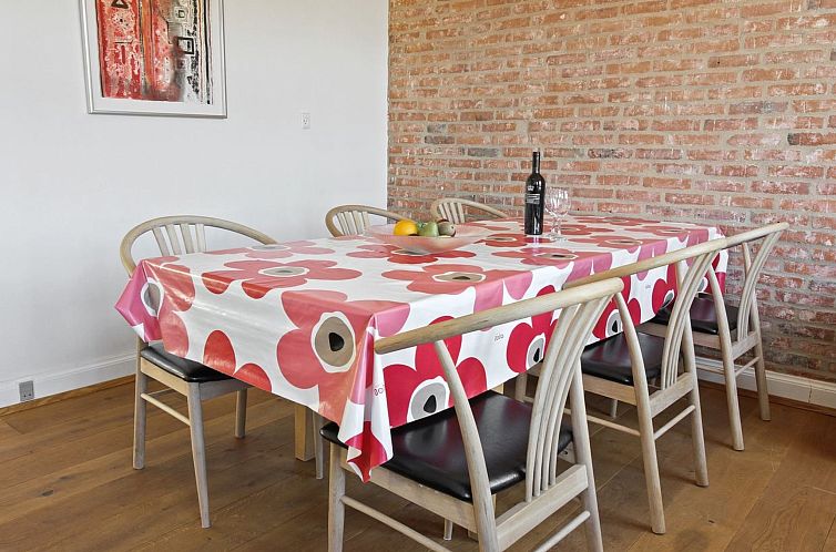 Vakantiehuis "Lilli" - 2km to the fjord