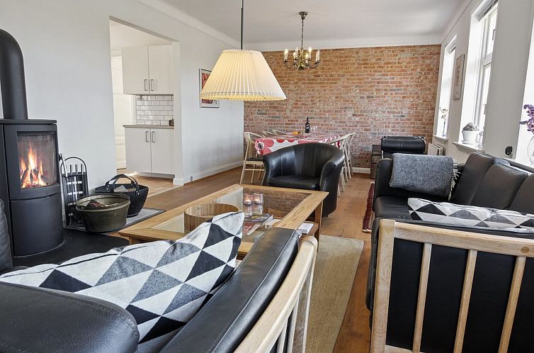 Vakantiehuis "Lilli" - 2km to the fjord