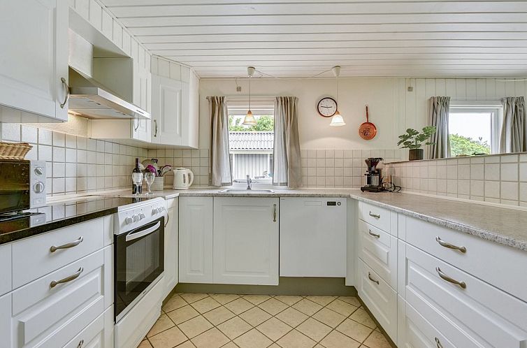 Vakantiehuis "Elizabeth" - 400m to the fjord