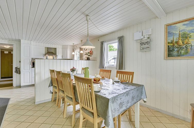 Vakantiehuis "Elizabeth" - 400m to the fjord