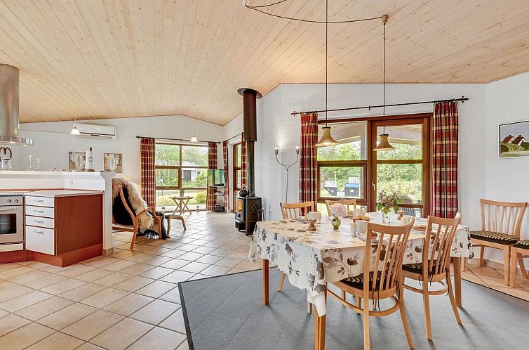 Vakantiehuis "Rika" - 525m to the fjord