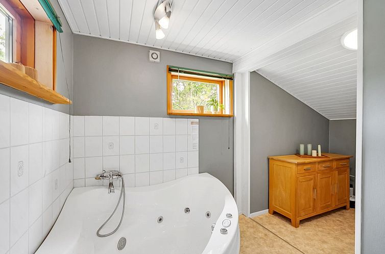 Vakantiehuis "Embla" - 500m to the fjord